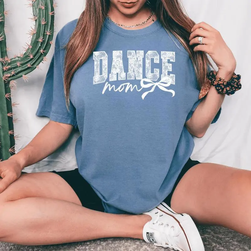 Coquette Dance Mom Ballet Mom Dance Mama Women's Oversized Comfort T-Shirt