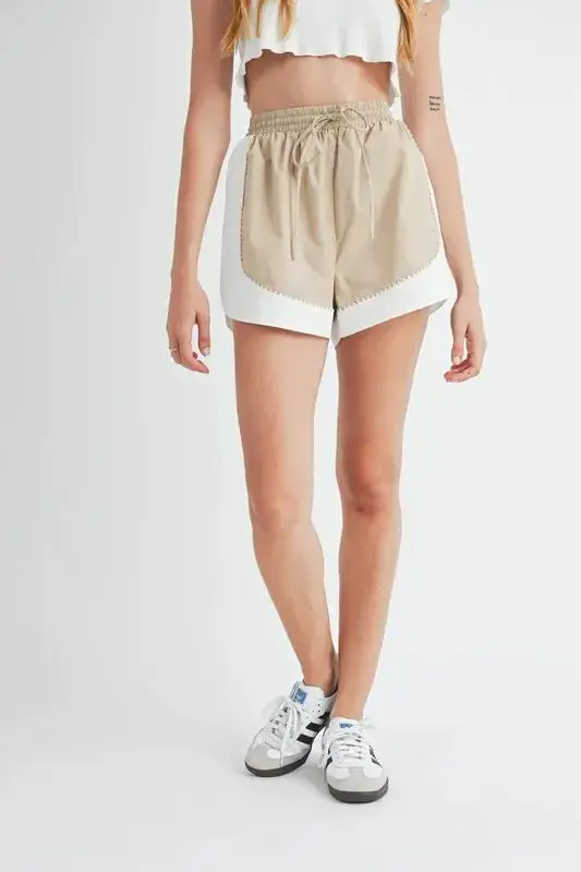 Boutique Simple Drawstring Waist Shorts