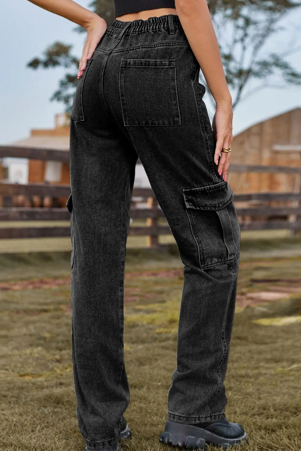 Washed Loose Fit Pocketed Denim Jeans