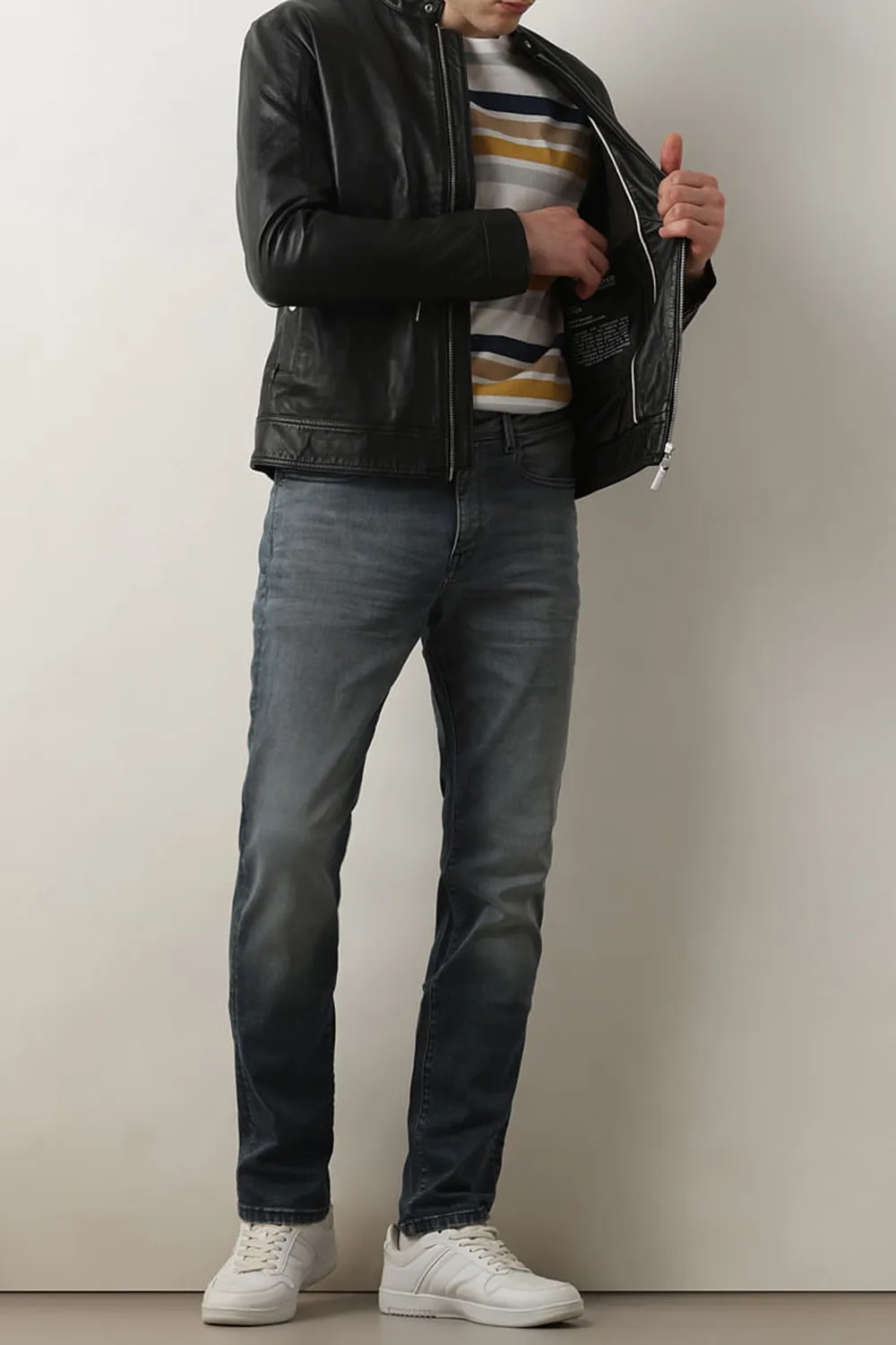 Dark Blue Mid Rise Scott Straight Fit JEANS