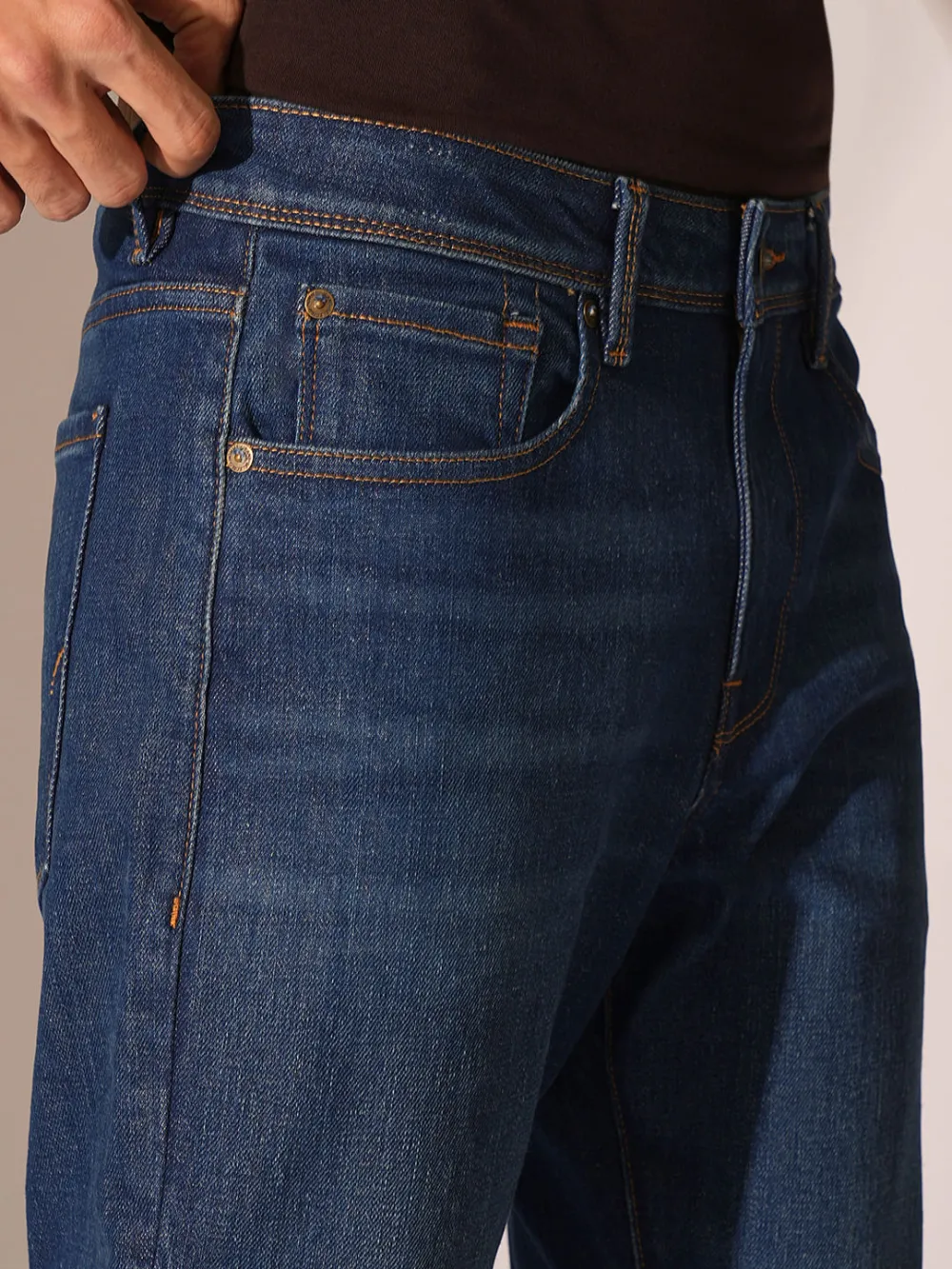 Blue Mid Rise Straight Fit JEANS