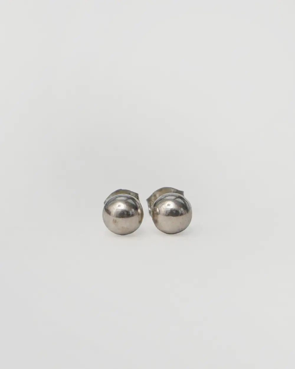 Refined Ball Stud Earrings