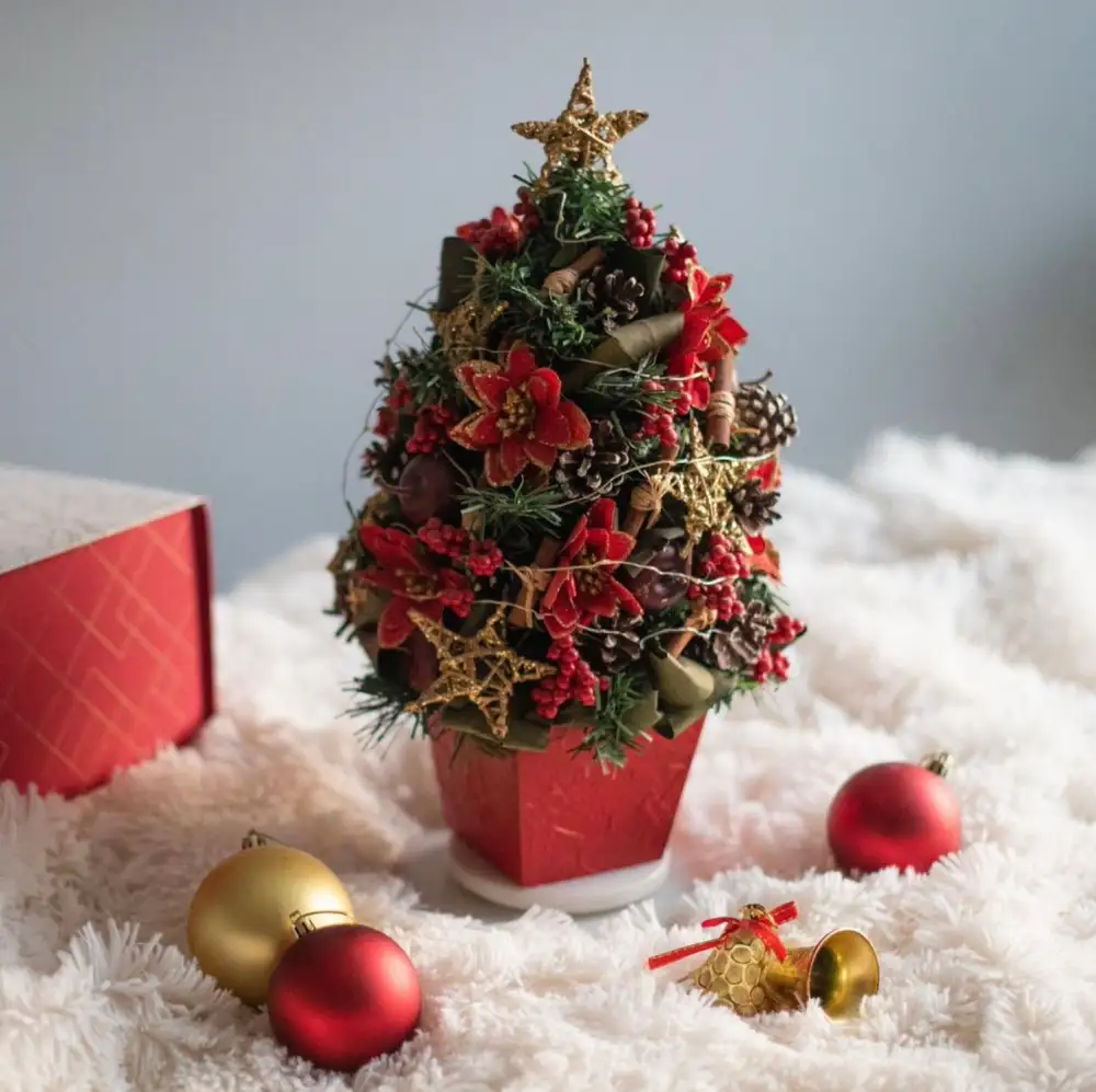 Star Accent Christmas Tree Decor