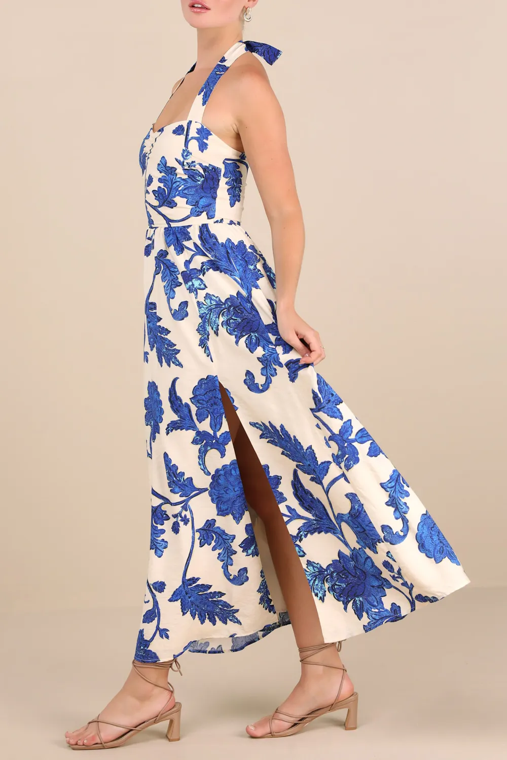 Casual Style Floral Halter Maxi Dress