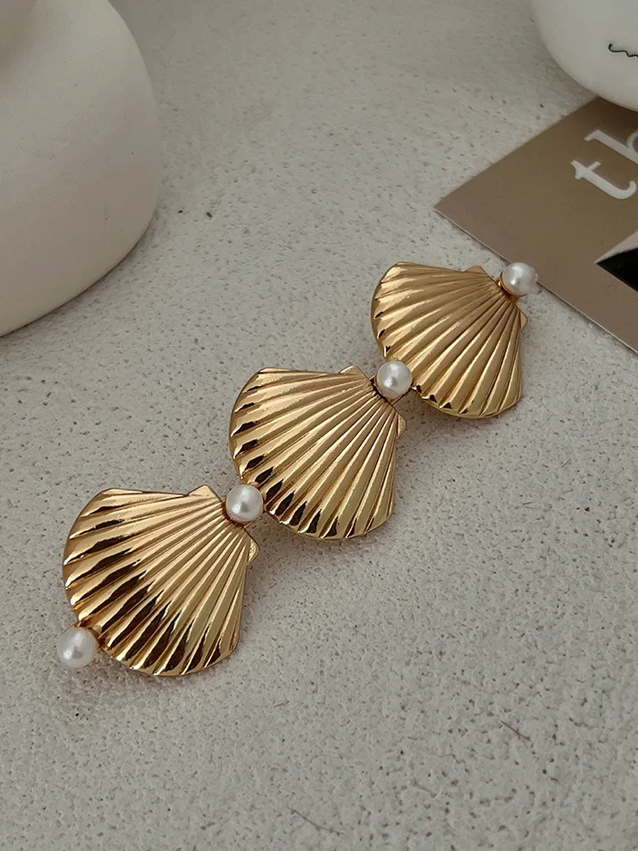 Heidi Shell Pearl Hair Clip