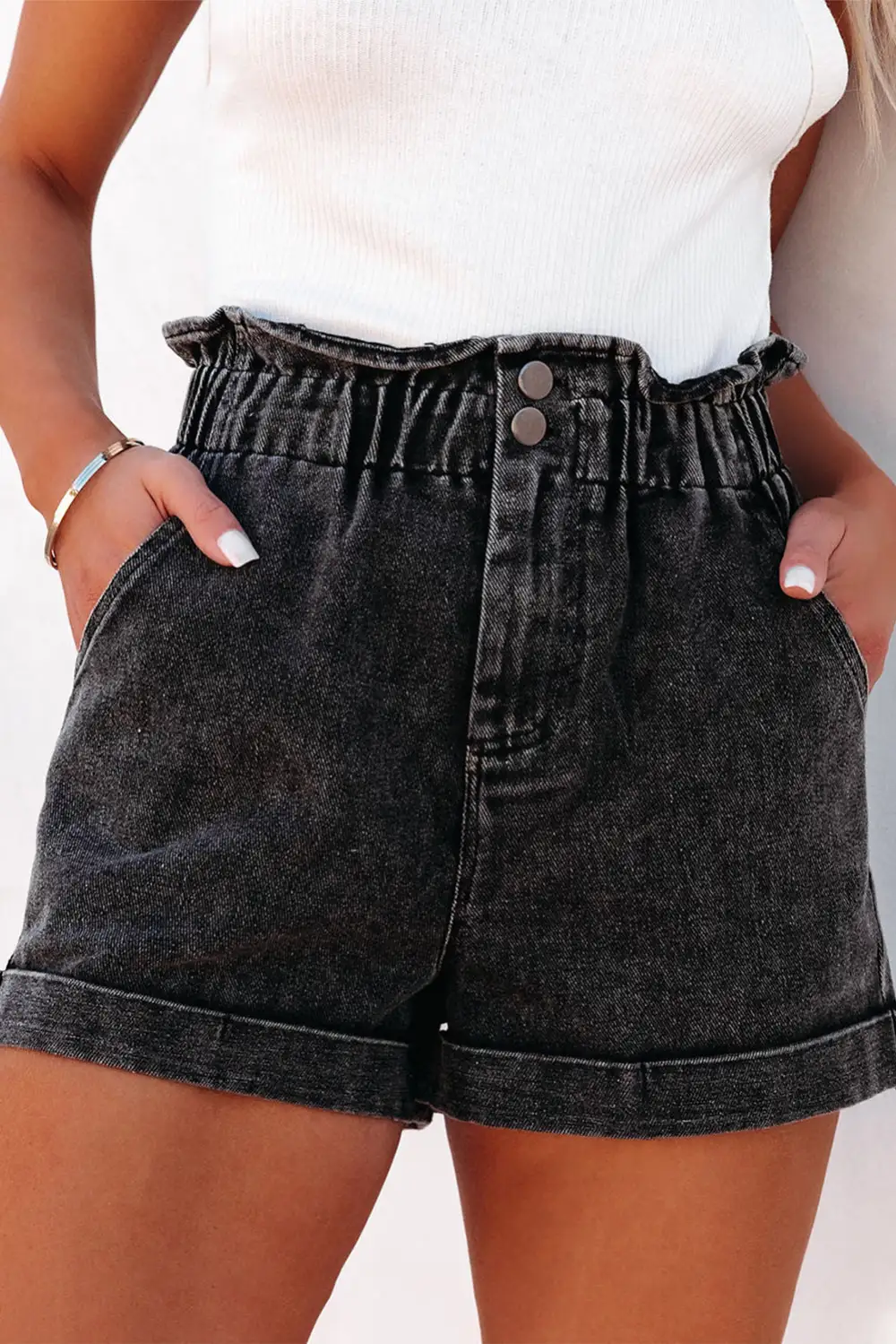 Boutique Clean Pocket Detail Shorts
