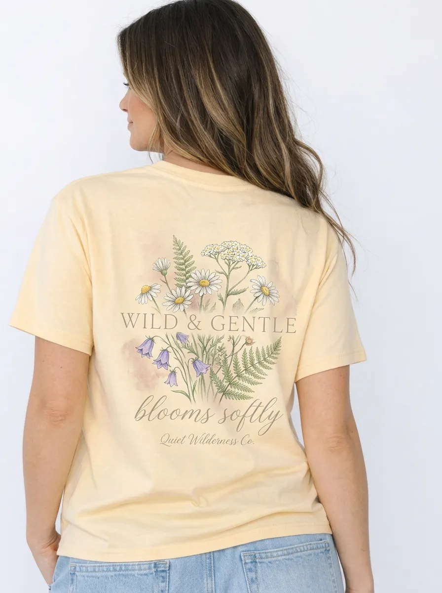 Women's Nature Lover Wildflower Bouquet Printed T-shirt