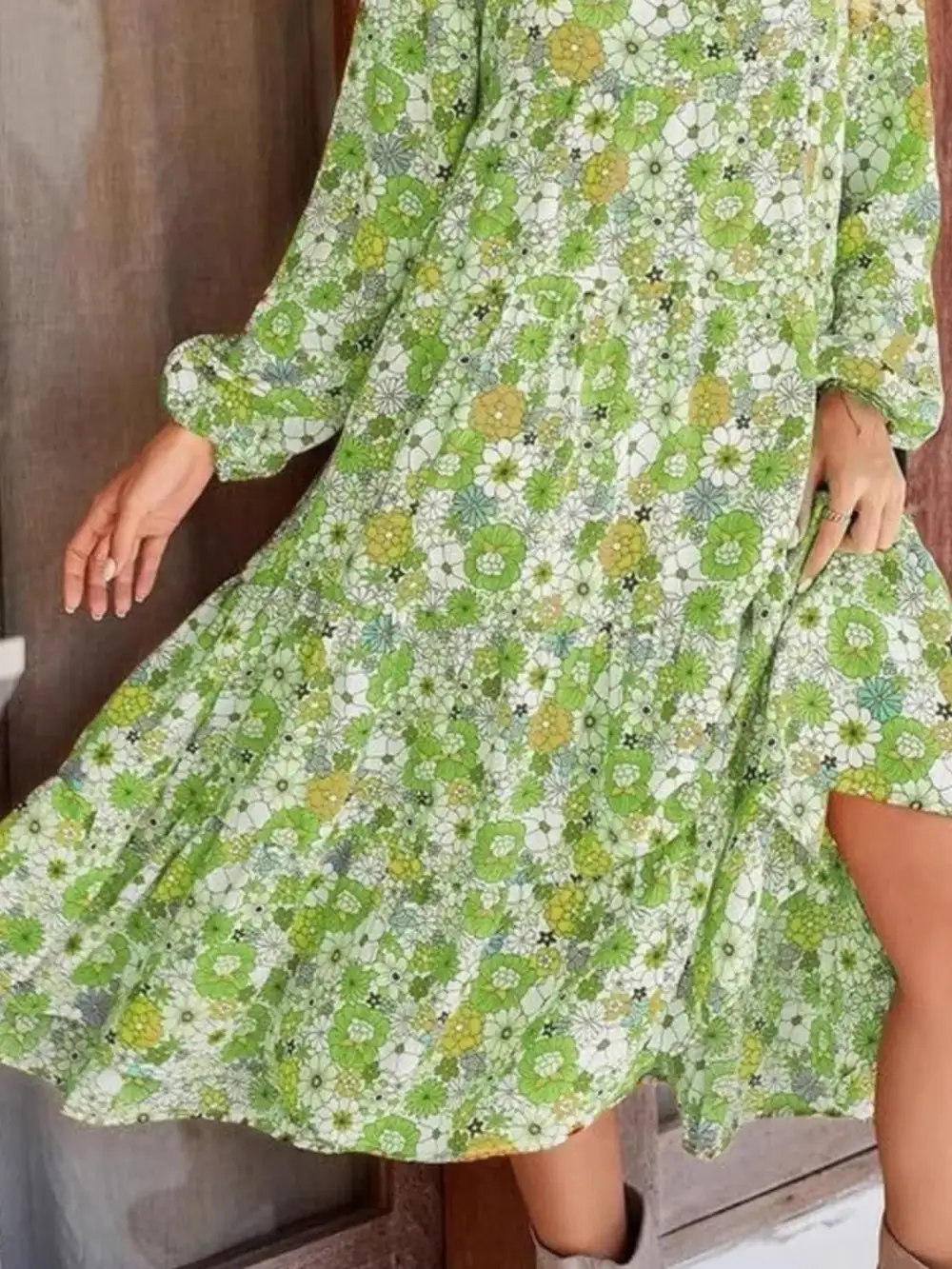 Smart-Casual Floral Midi Dress