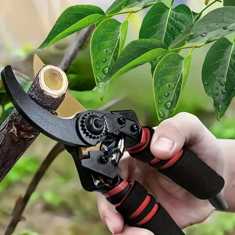 Heavy-Duty Garden Pruners
