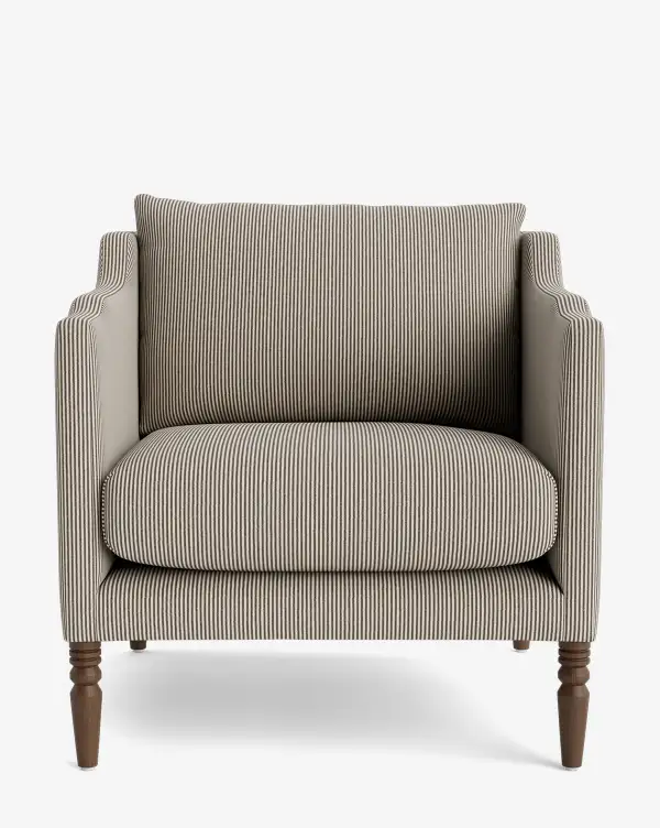 Traditional Classic Lounge Chair