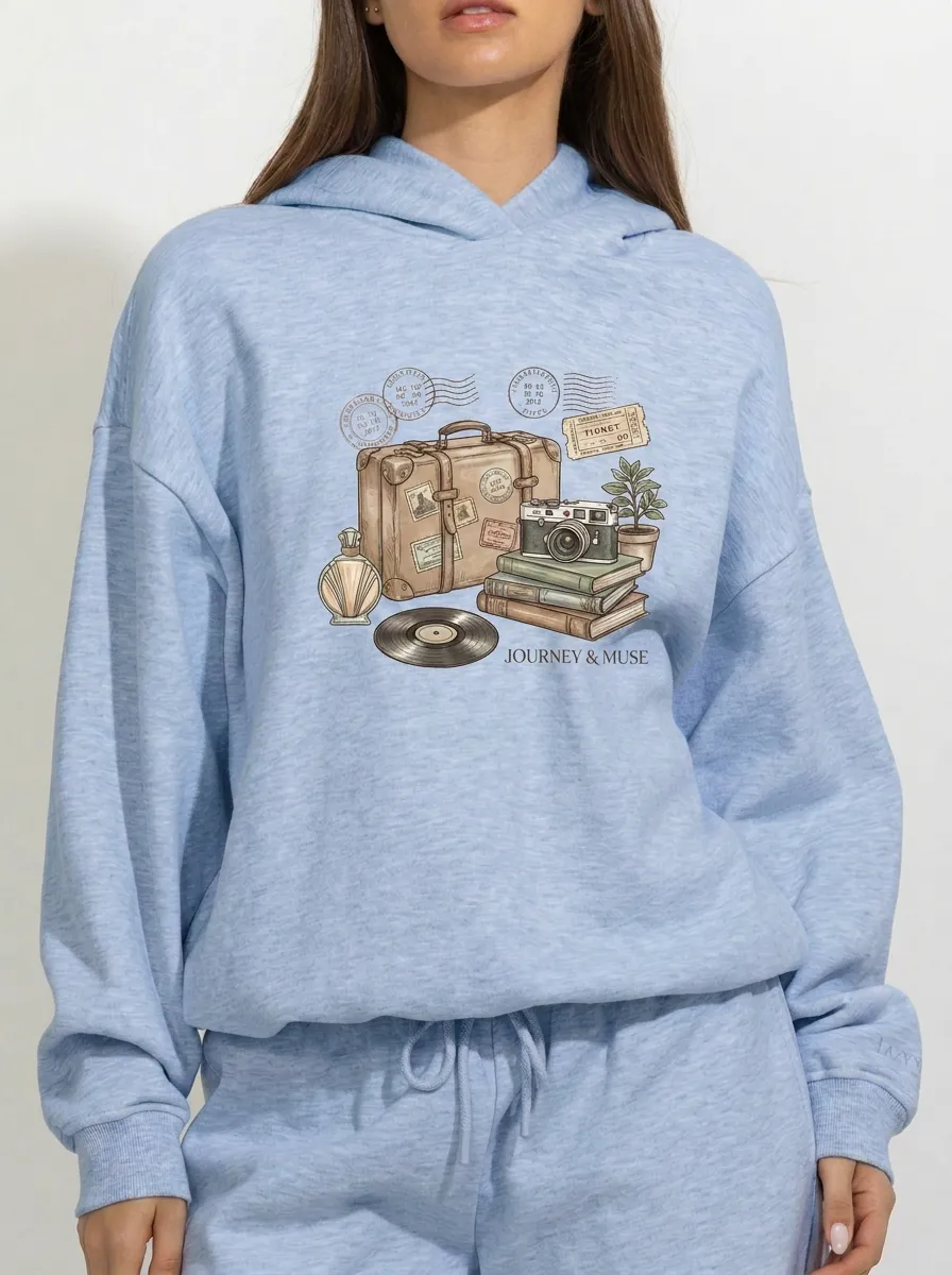 Women's Travel Lover Vintage Suitcase Camera Printed Hoodie