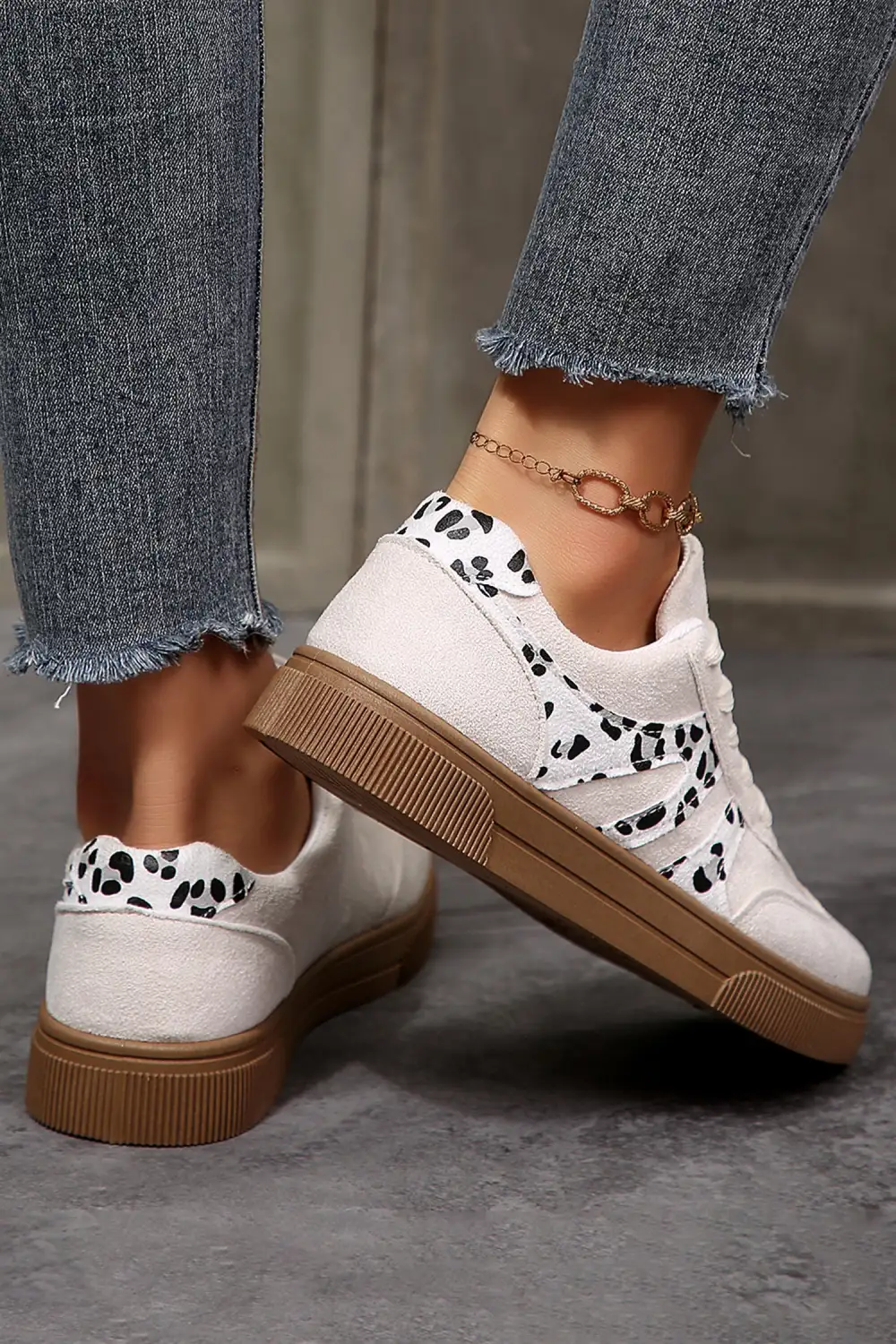 Lace Up Casual Sneakers