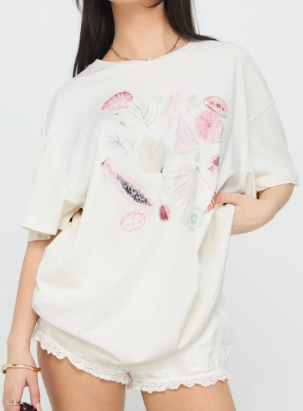 Hawaii Locale Marshmellow Oversized Graphic Tee