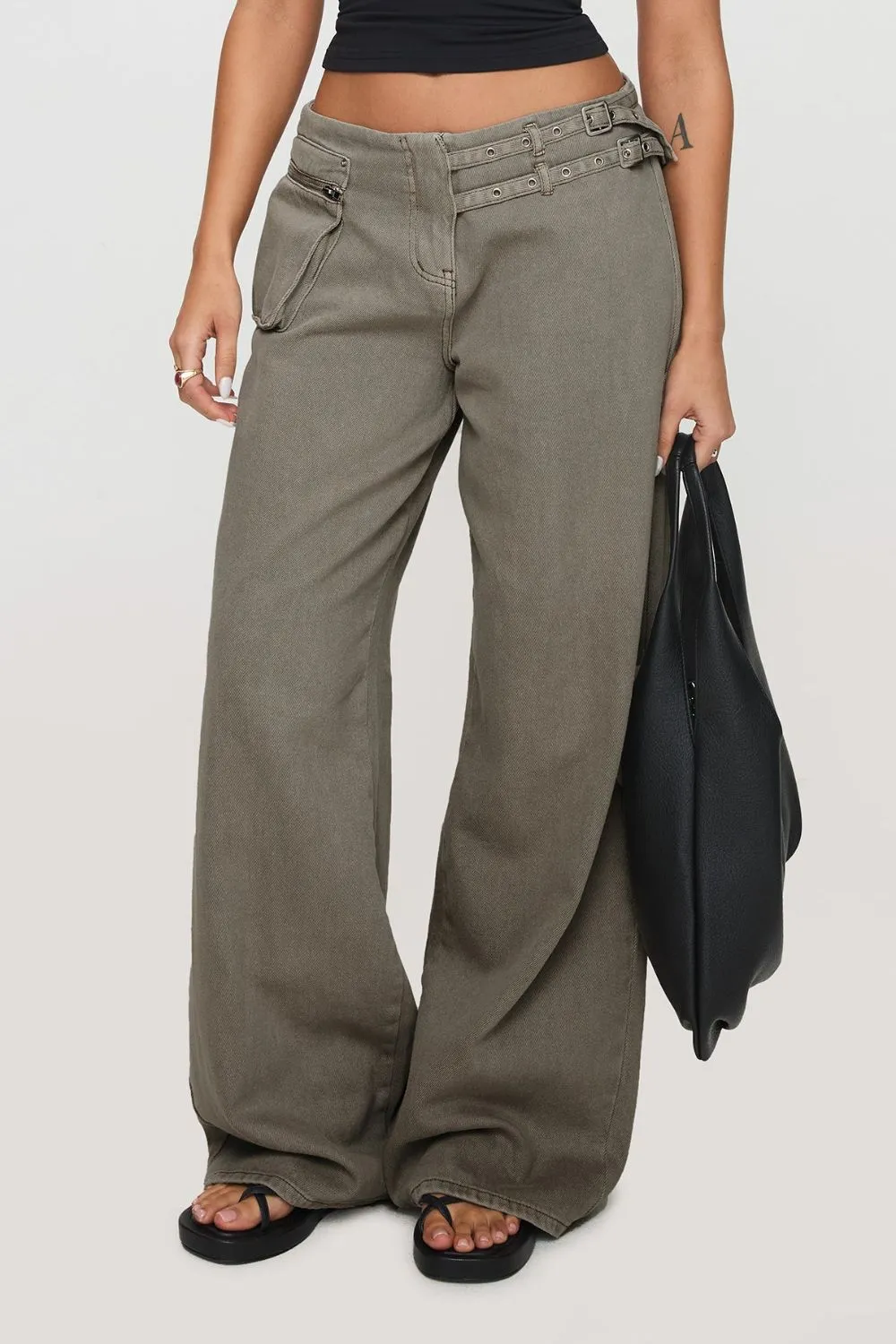 Wide Leg Jeans With Pocket