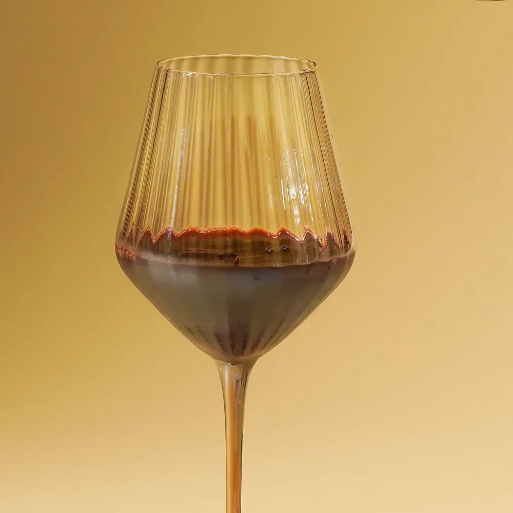 Amber Ribbed Wine Glass Set