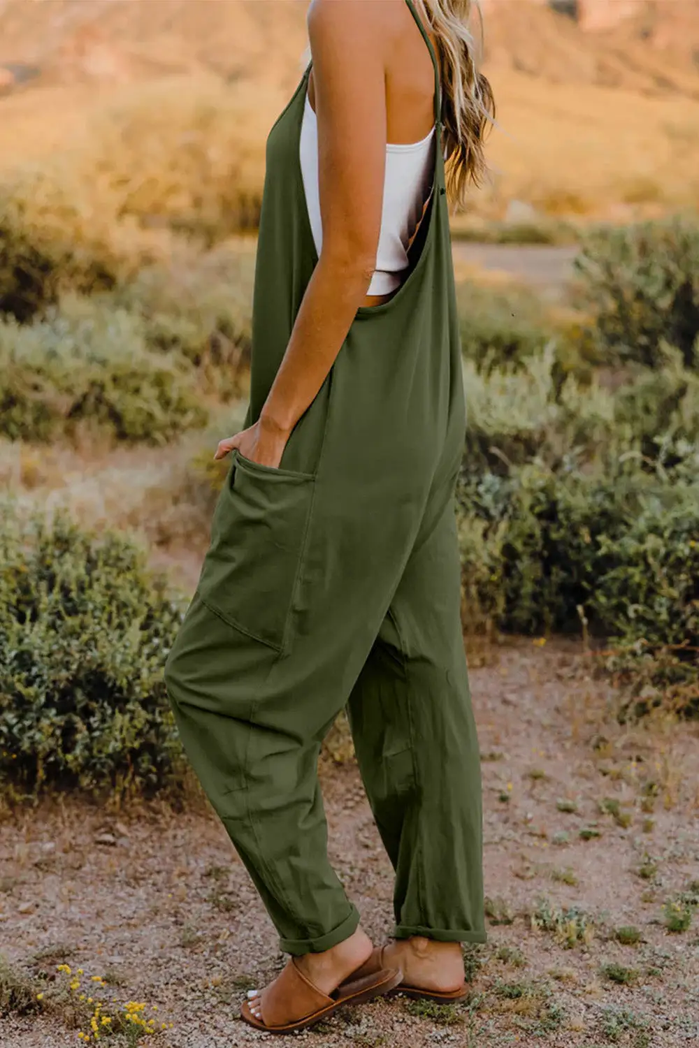 V Neck Sleeveless Pocket Jumpsuit