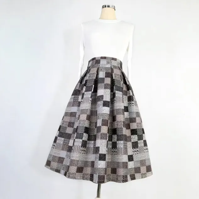 Balanced Clean Everyday Casual Checked Skirt