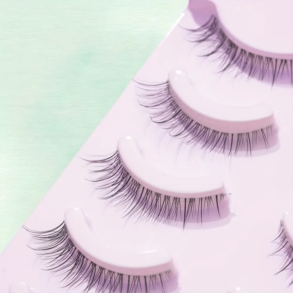 Wispy Natural False Eyelashes