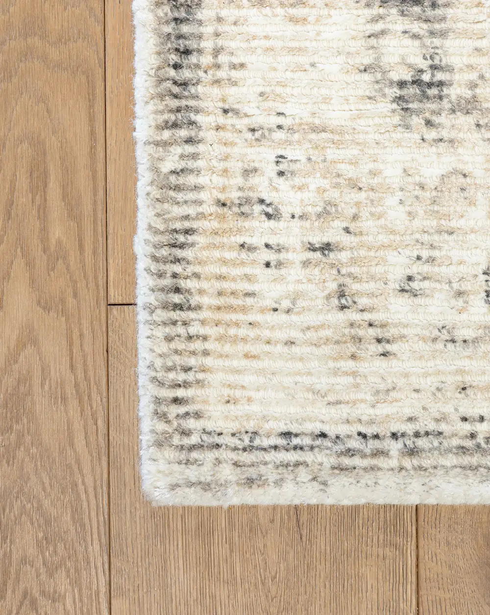 Durable-Weave Hand-Tufted Wool Area Rug