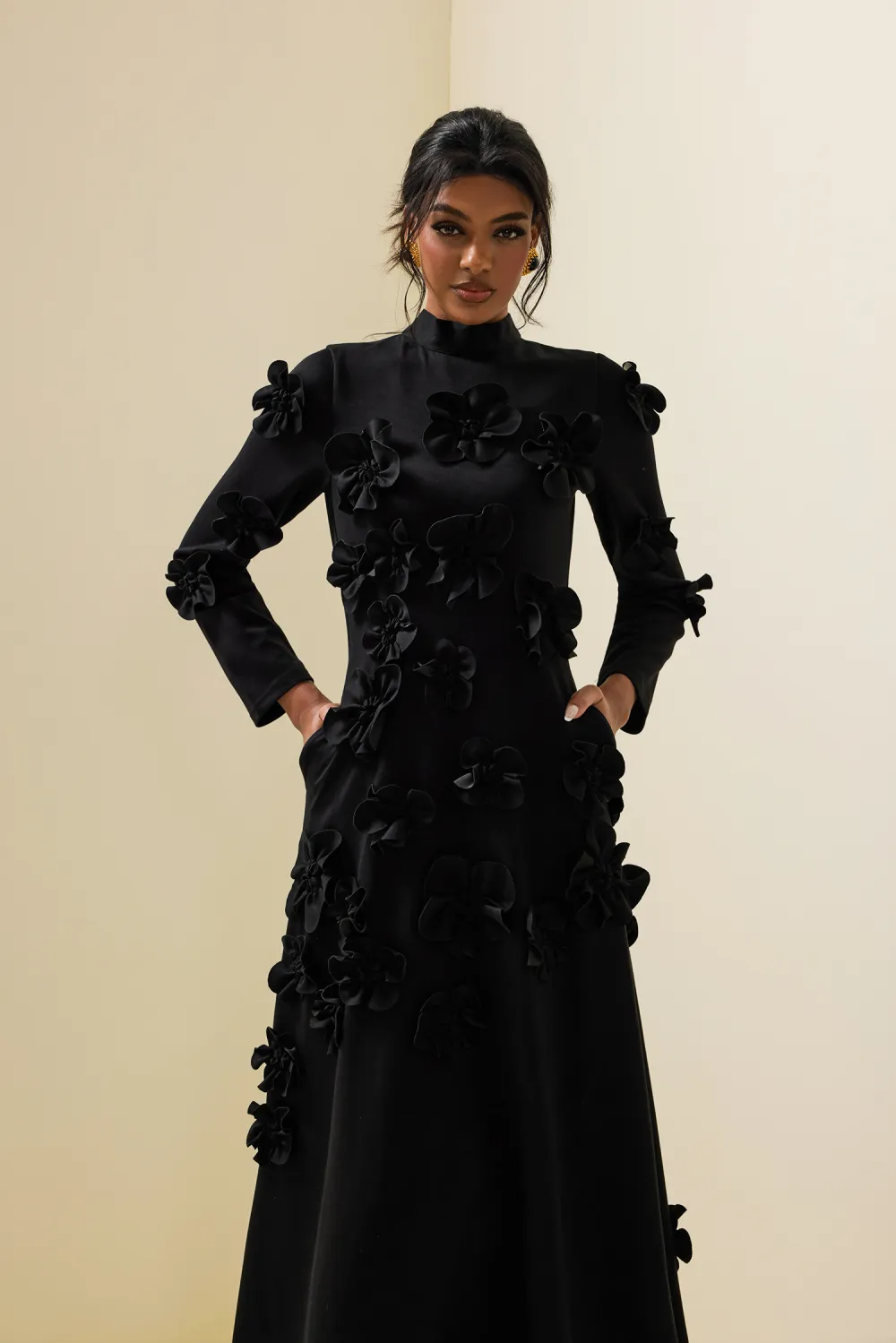 3D Flower Stand Collar Long Sleeve Midi Dress