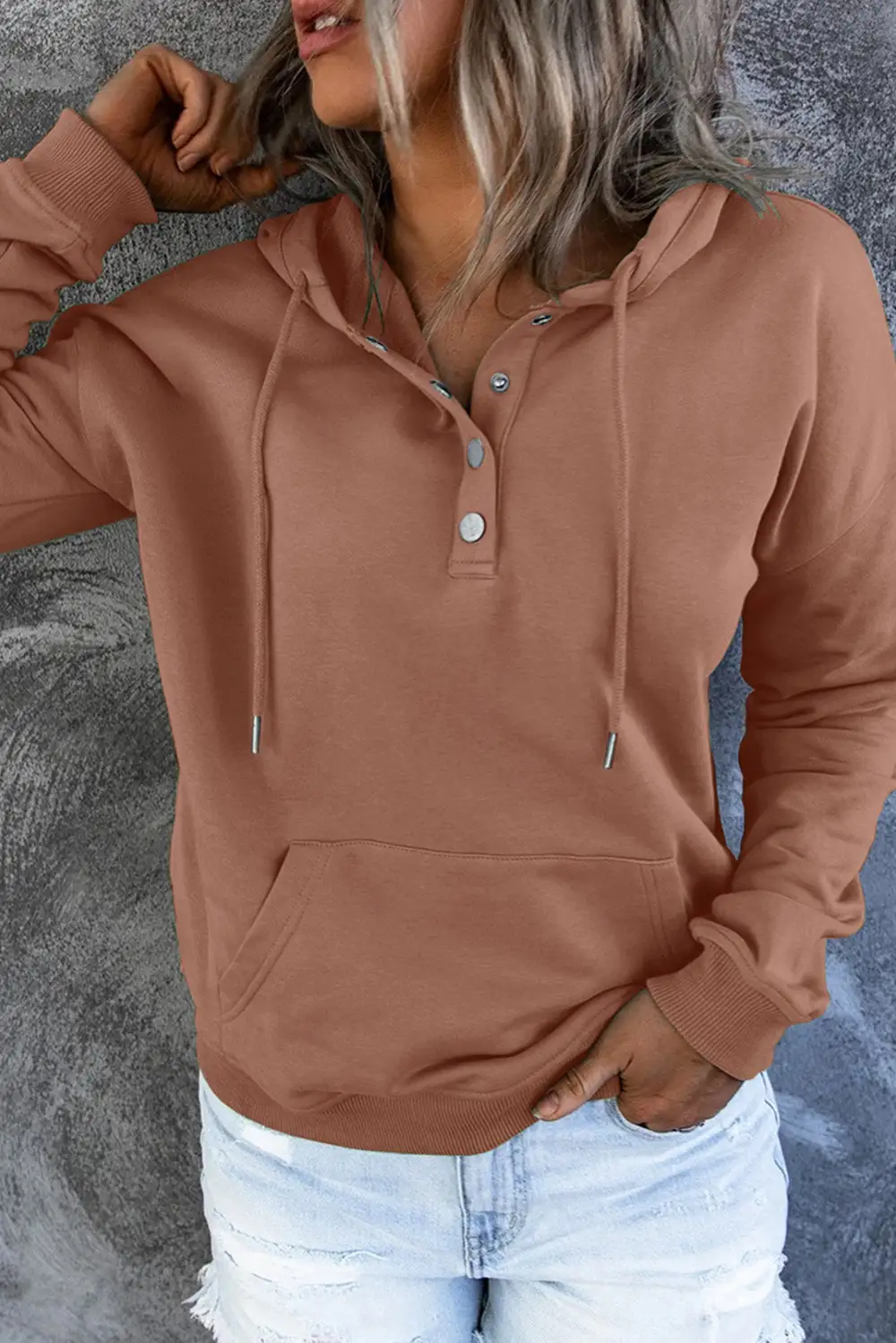 Relaxed Pocketed Long-Sleeve Hoodie