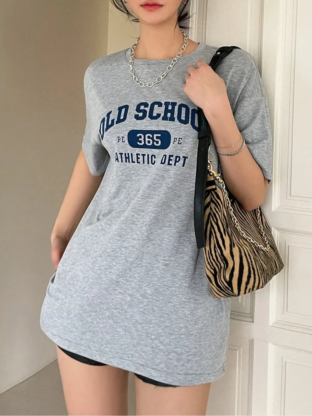 Drop Shoulder Oversized Fit Letter Graphic T-Shirt