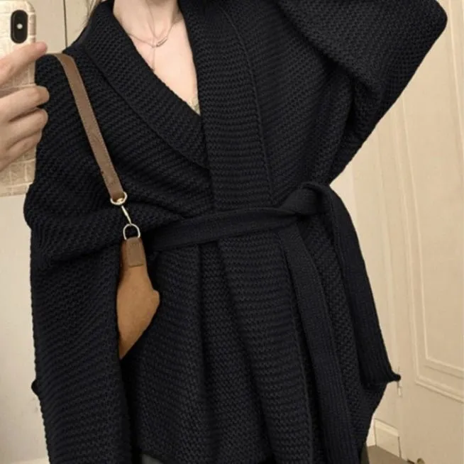 Versatile Pearl Cascade Waist Belt