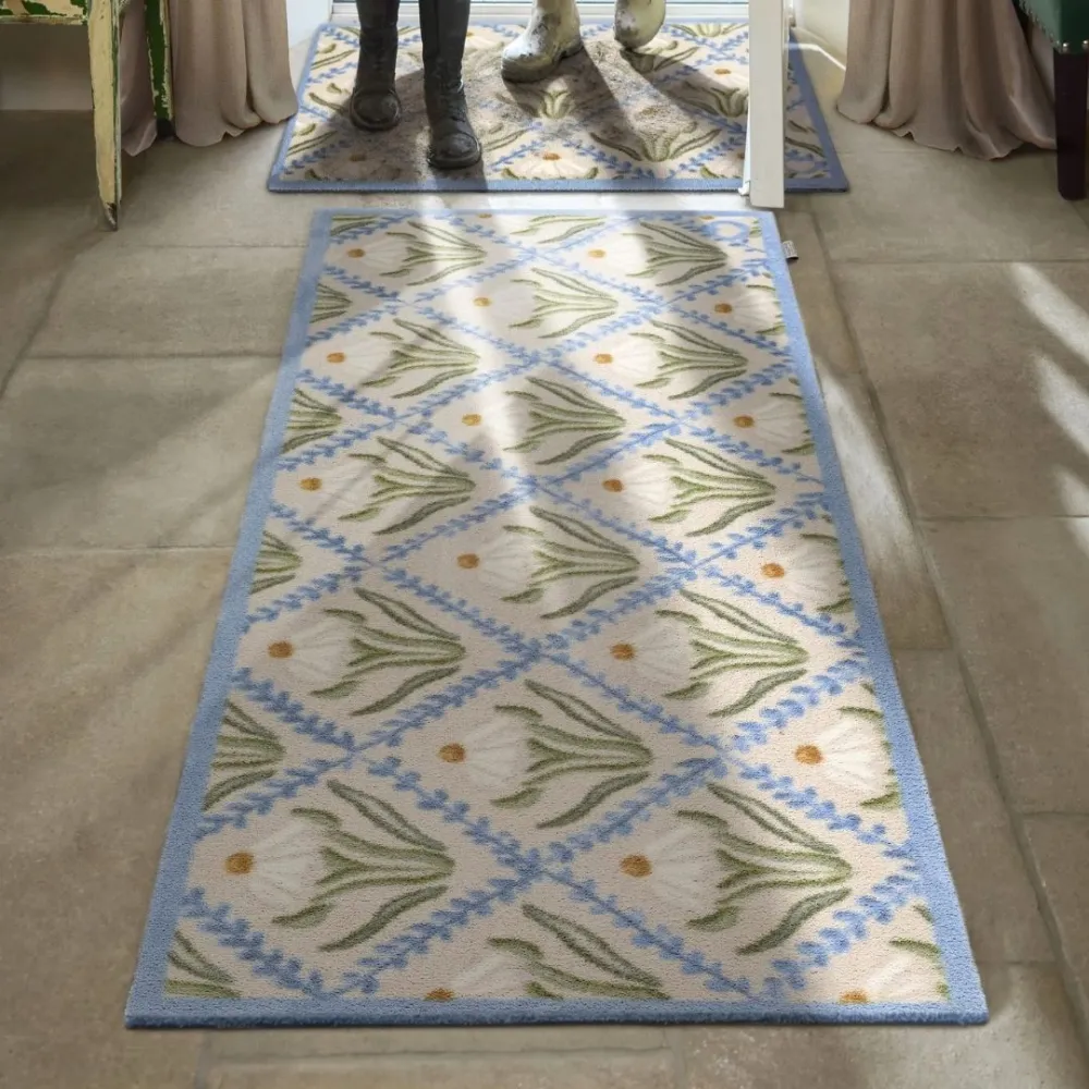 Daisy Trellis Runner Rug