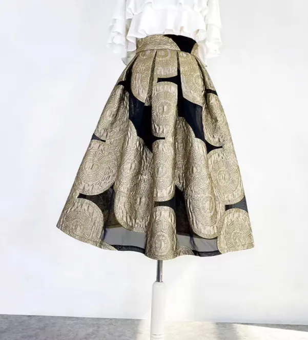 Airy Resort Embroidered High Waist Skirt