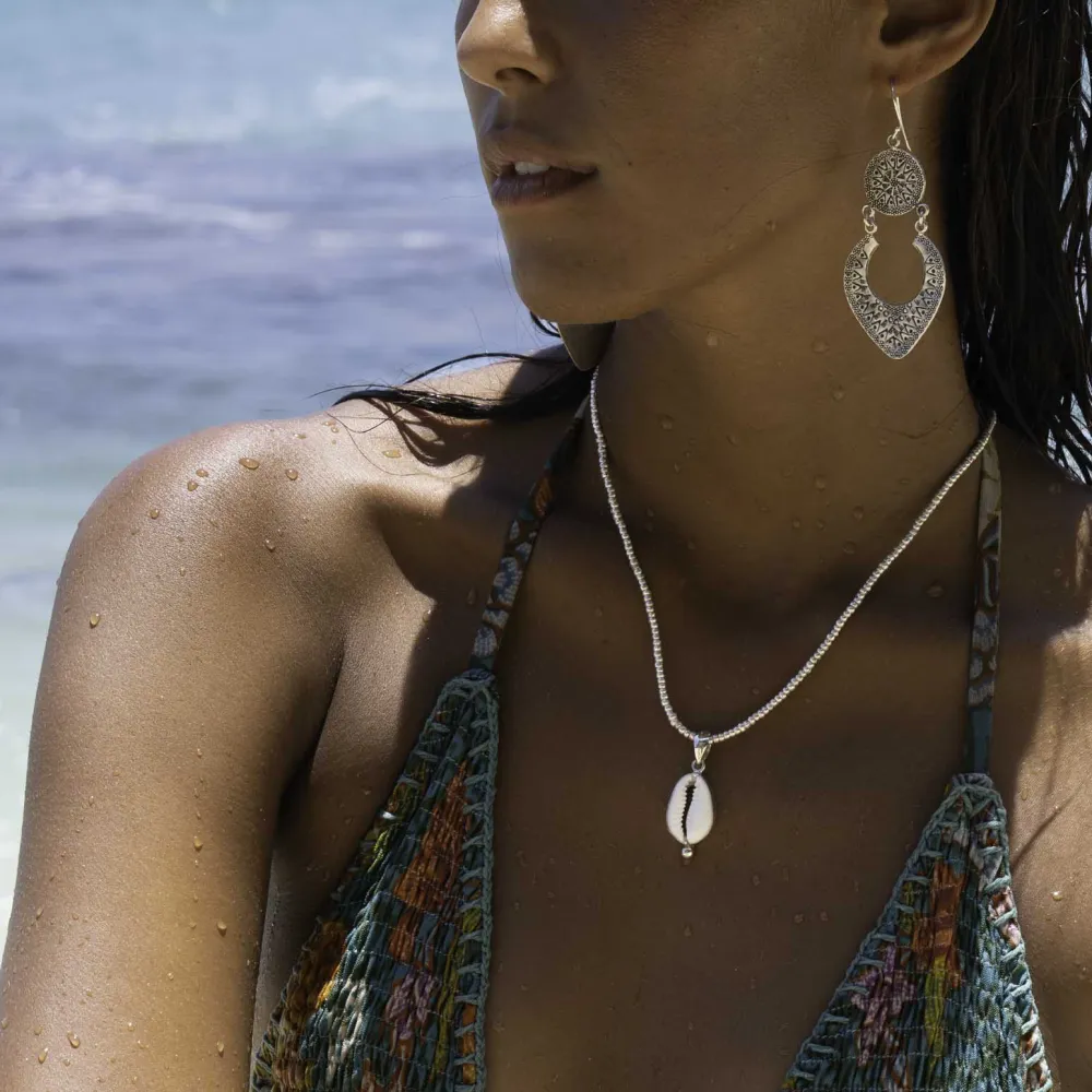 Cowrie Shell Removable Necklace