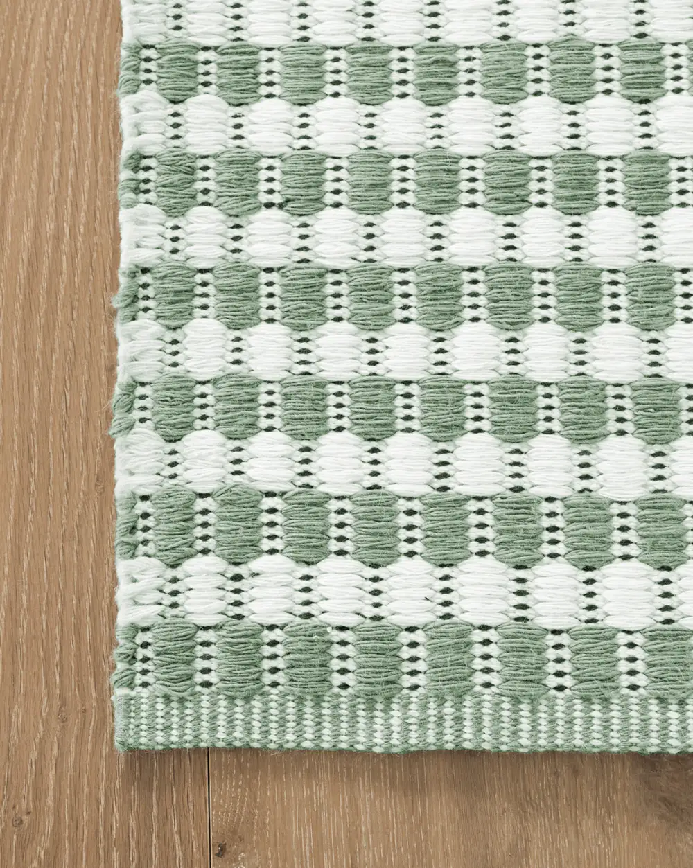 Handwoven Indoor-Outdoor Area Rug