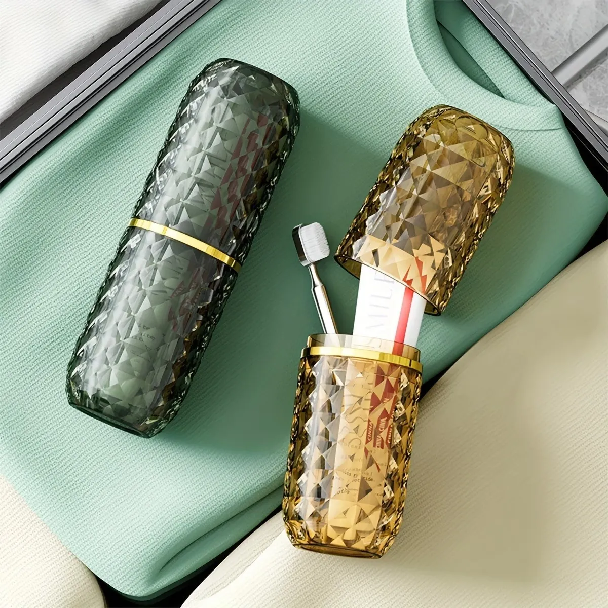 Diamond Pattern Toothbrush Case