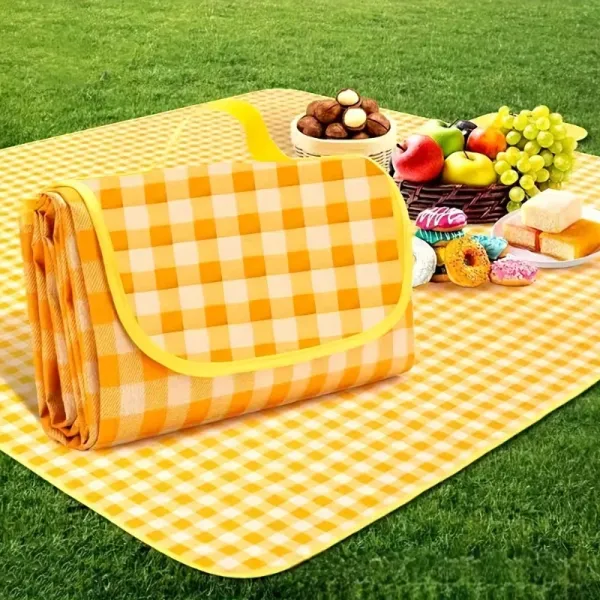 Foldable Checkered Picnic Mat