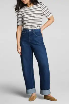 Striped Ribbed Crew Neck Fitted Tee