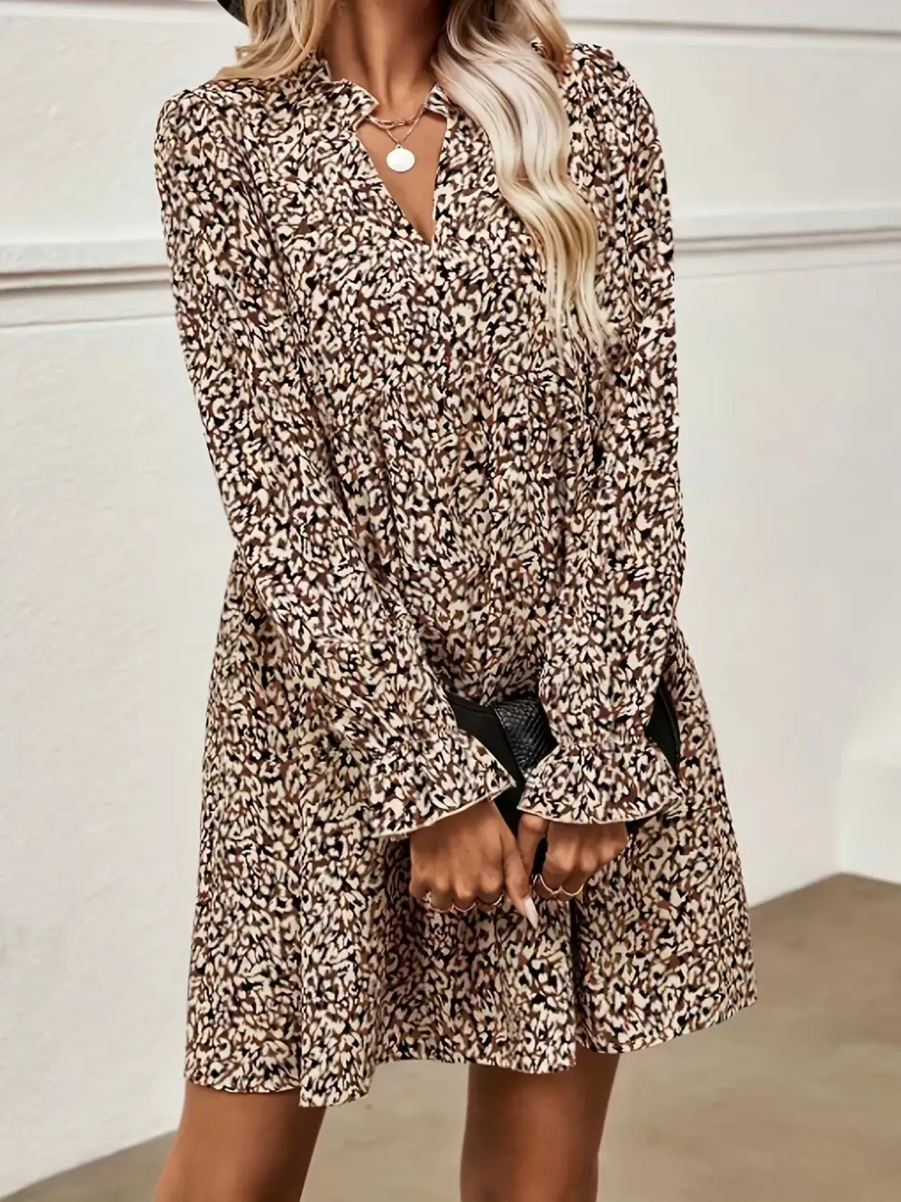 Relaxed Shape Notched Mini Dress