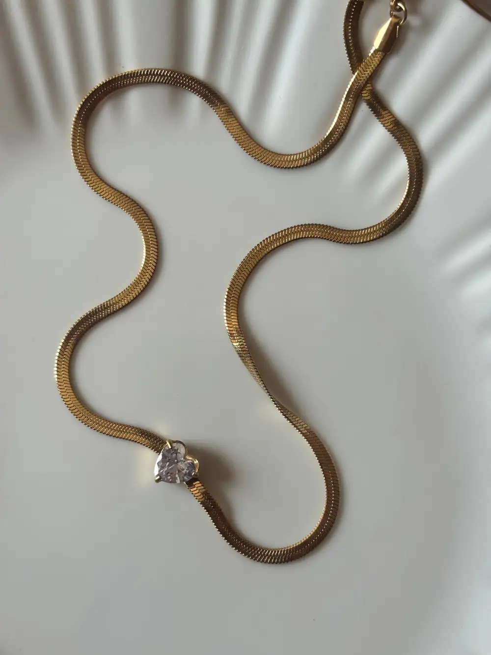 Refined Sweetheart Necklace