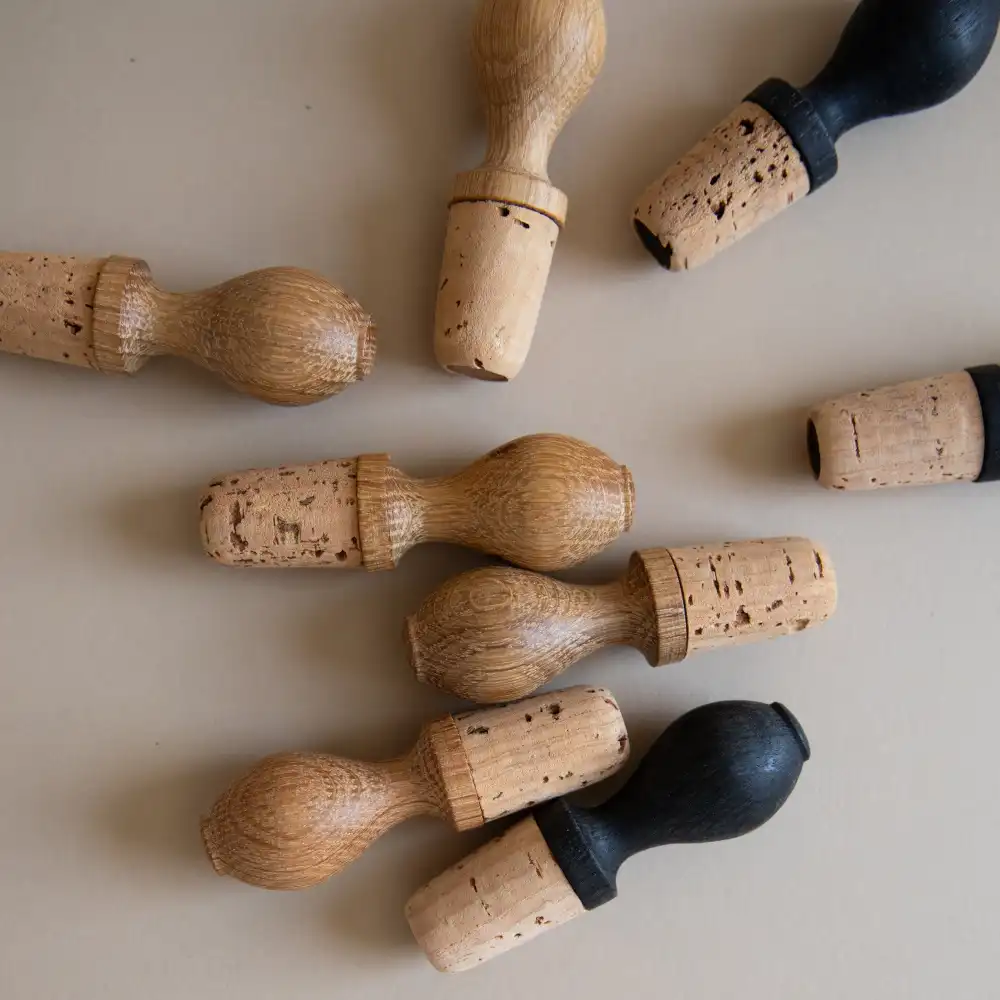 Oak Wood Wine Stopper