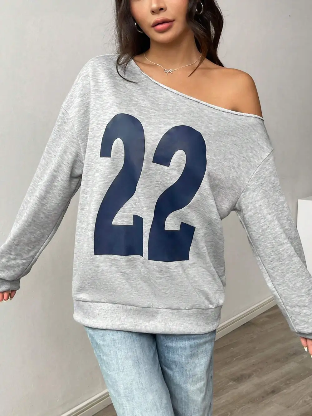 Gray Number 22 Drop Shoulder Sweatshirt