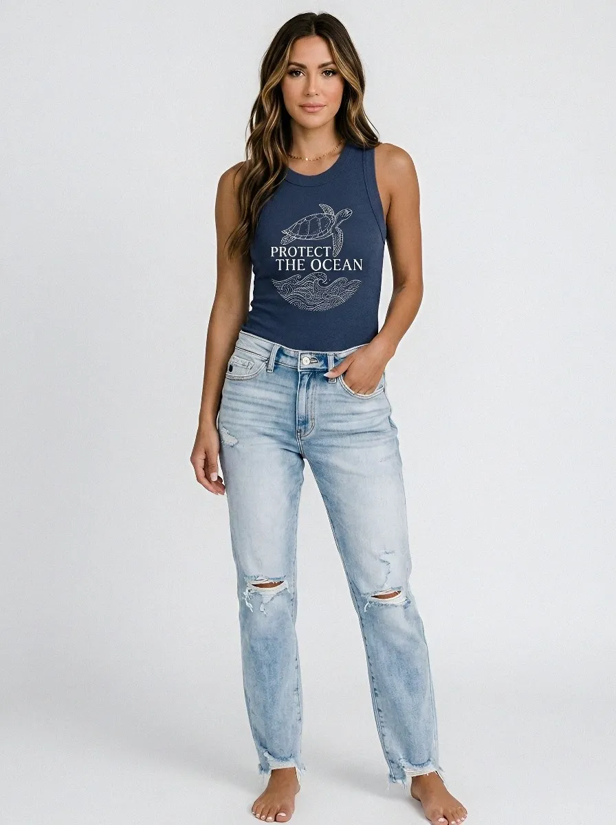 Women's Travel Lover Compass City Skyline Printed Tank Top