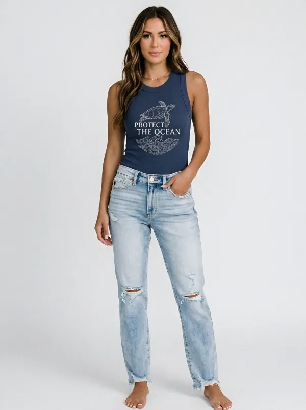 Women's Travel Lover Compass City Skyline Printed Tank Top
