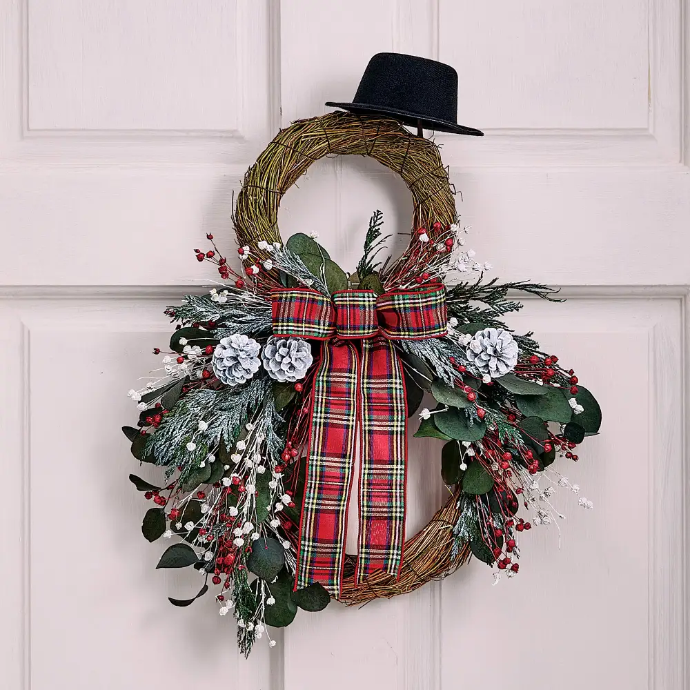 Textured Floral Decorative Wreath