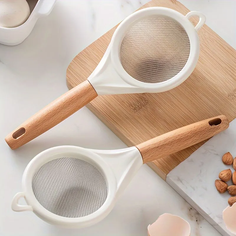 Wooden Handle Fine Mesh Strainer
