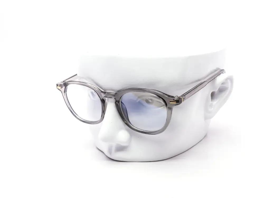 Twelve-Piece Minimalist Light Glasses