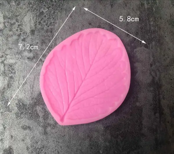 Flat Floral Silicone Baking Mold