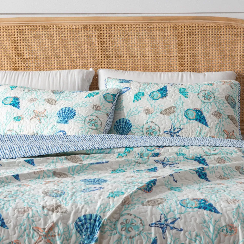 Elegant Coastal Quilt Bedding Set