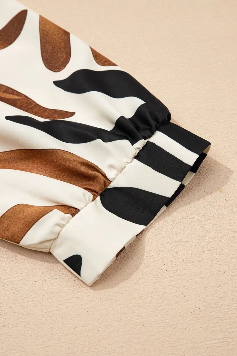 Abstract Print Patchwork Puff Sleeve Blouse
