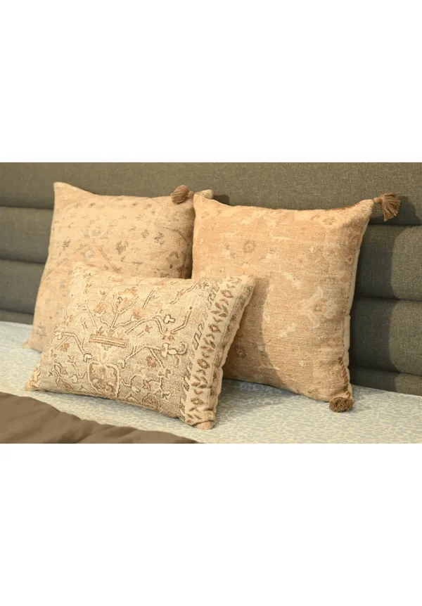 Paisley Lumbar Decorative Cushion Cover