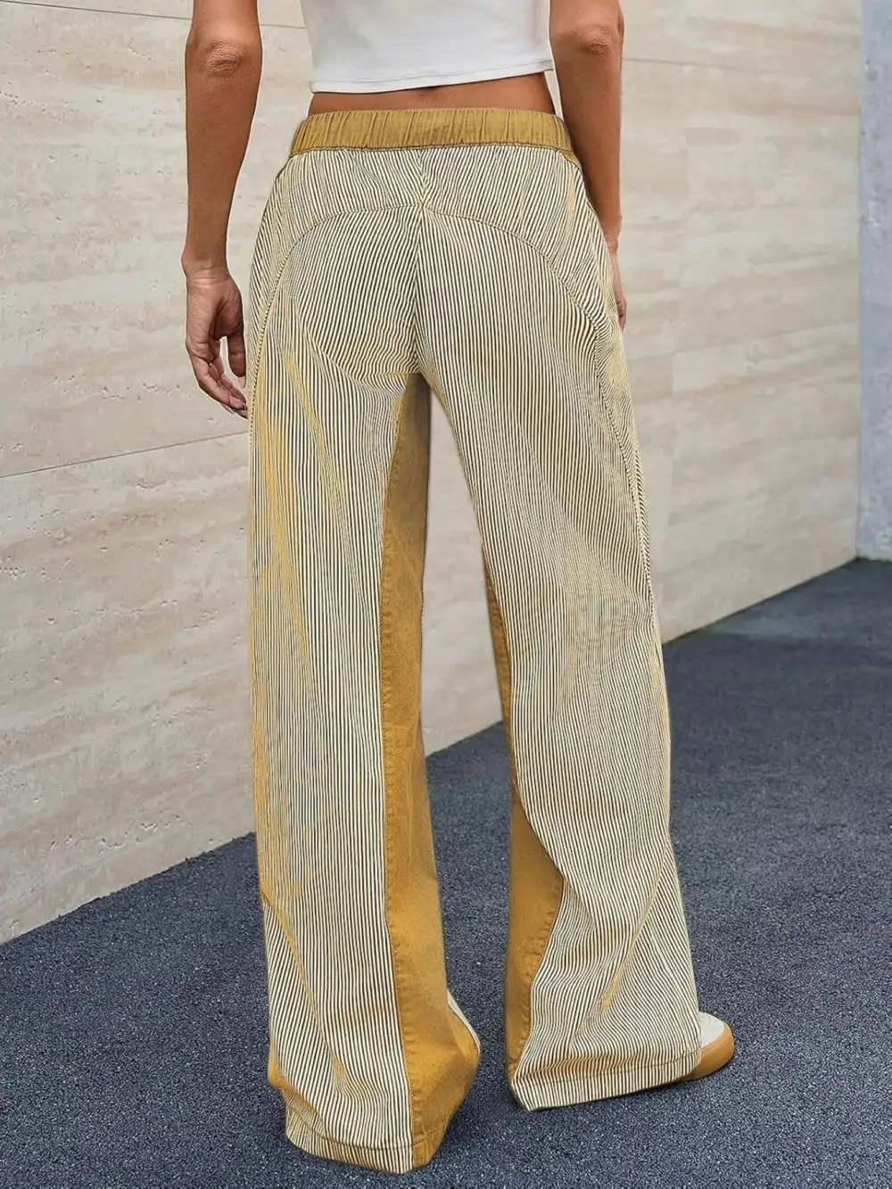 Subtle Texture Flowing Denim Jeans