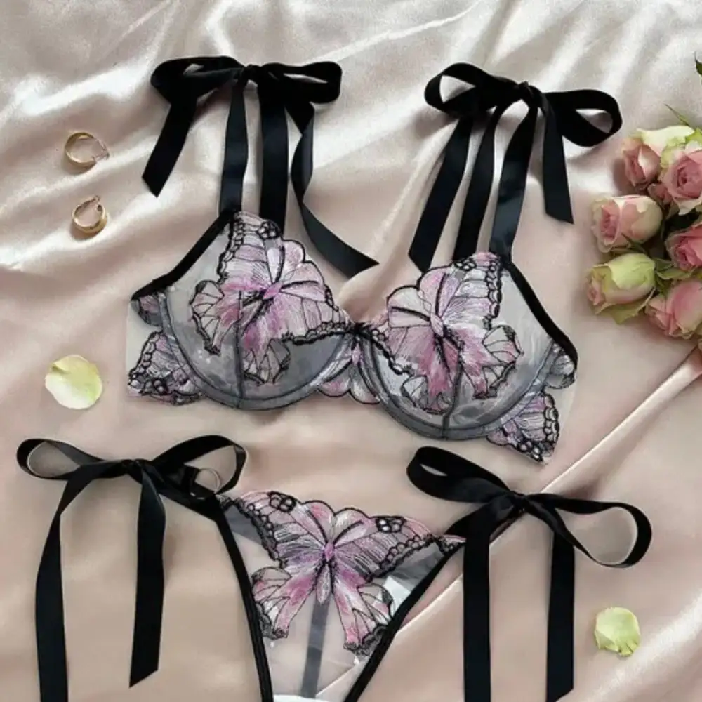 Refined Butterfly Embroidered Lingerie Set