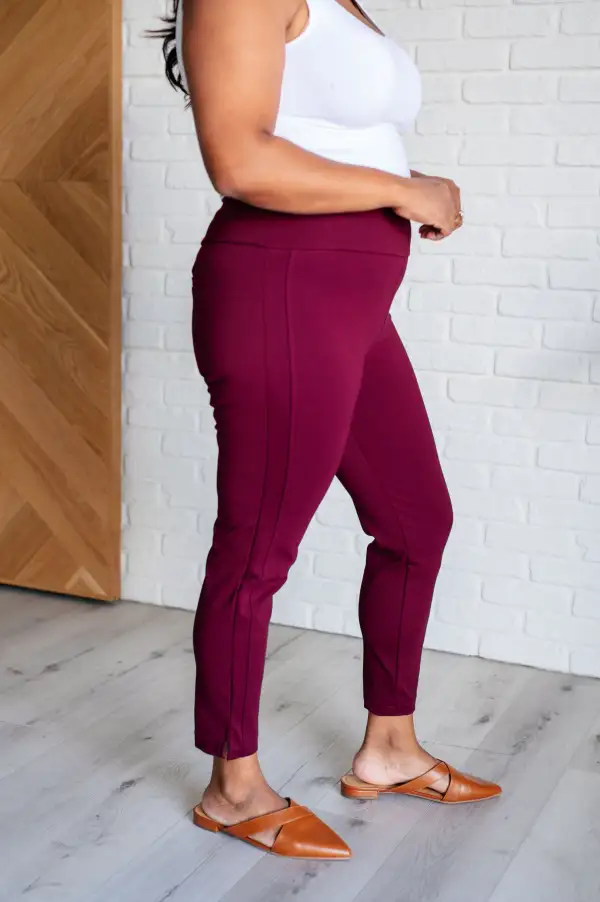 Relaxed Magic Ankle Crop Skinny Pants In